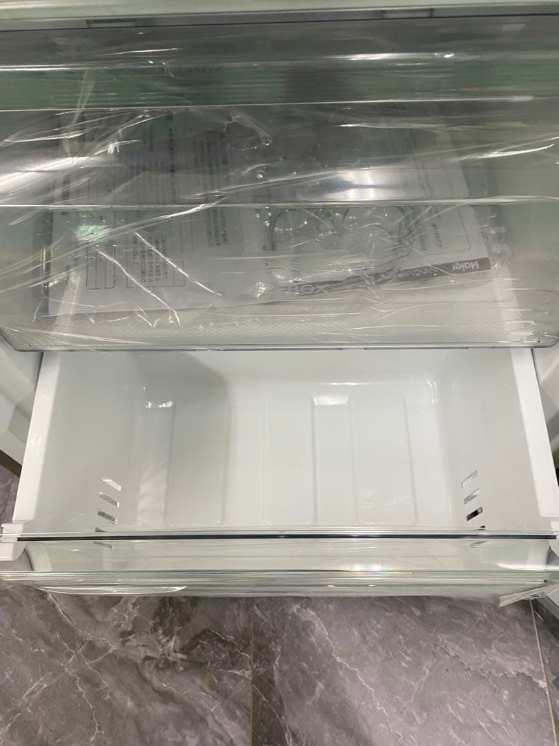 【新品未使用】Haier ハイアール　冷凍冷蔵庫 JR-NF218B