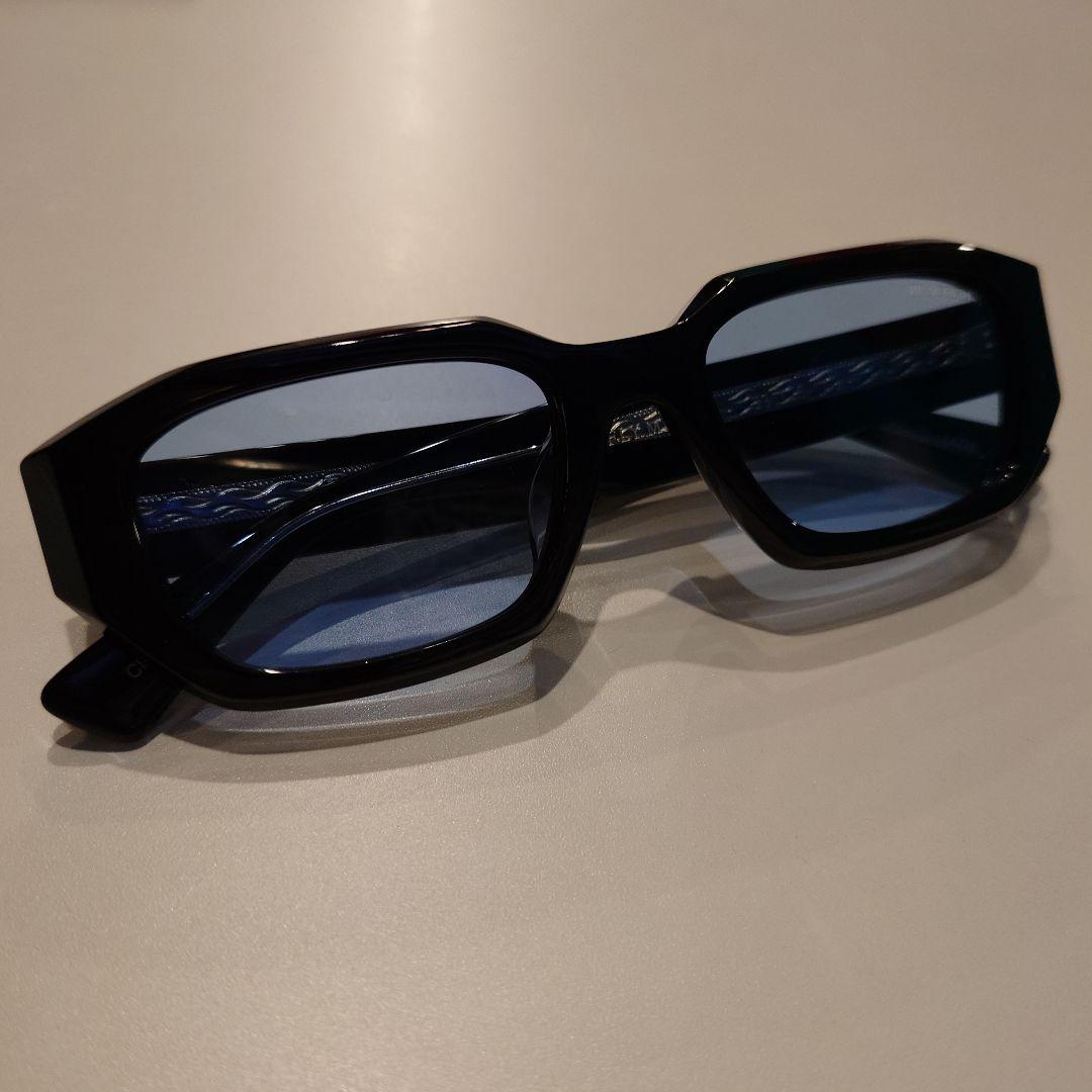 最終値下　新品未使用品　BLACK FLYS サングラス