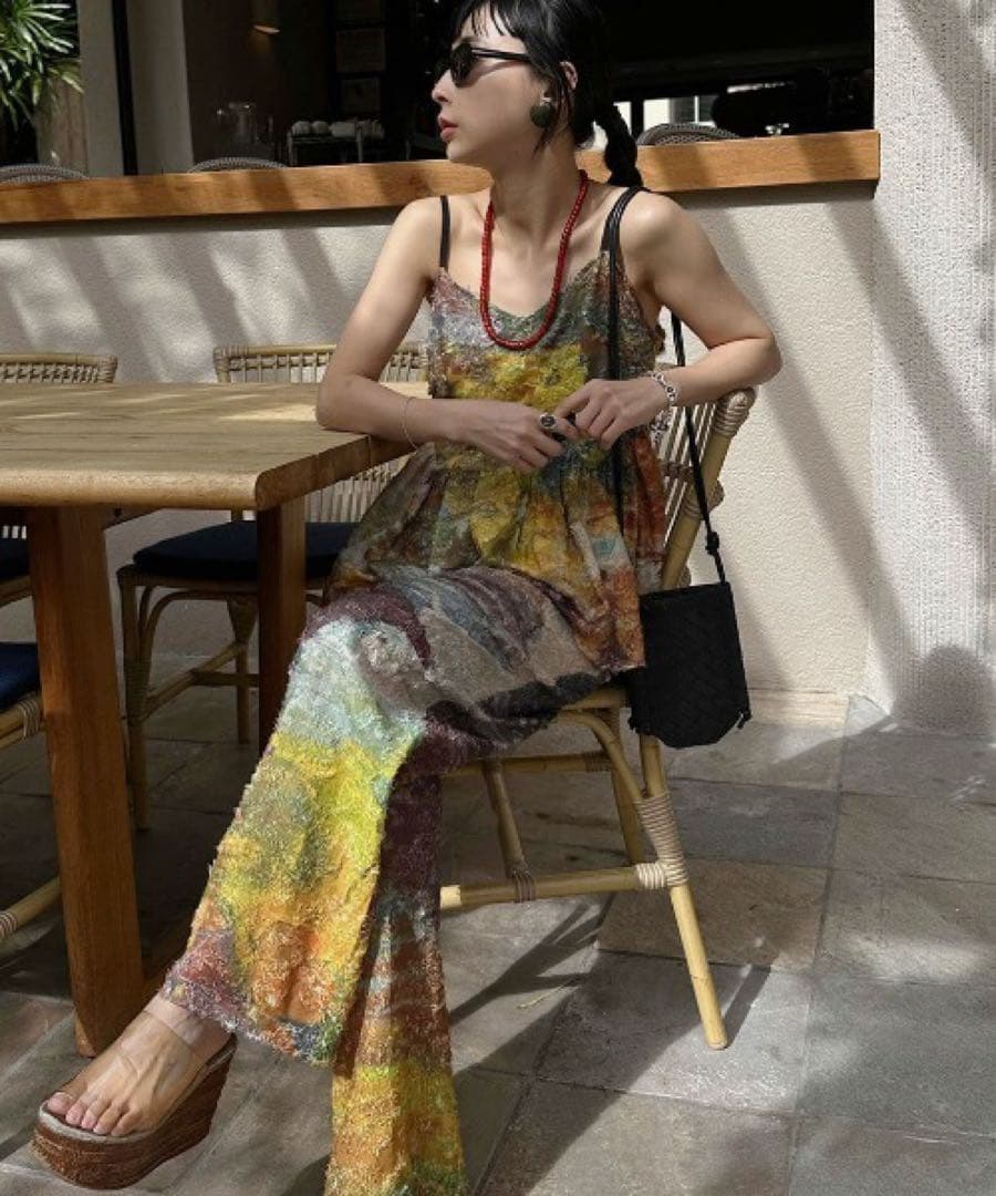 タグ付Ameri MEDI RACHEL FLUFFY ART CAMISOLE