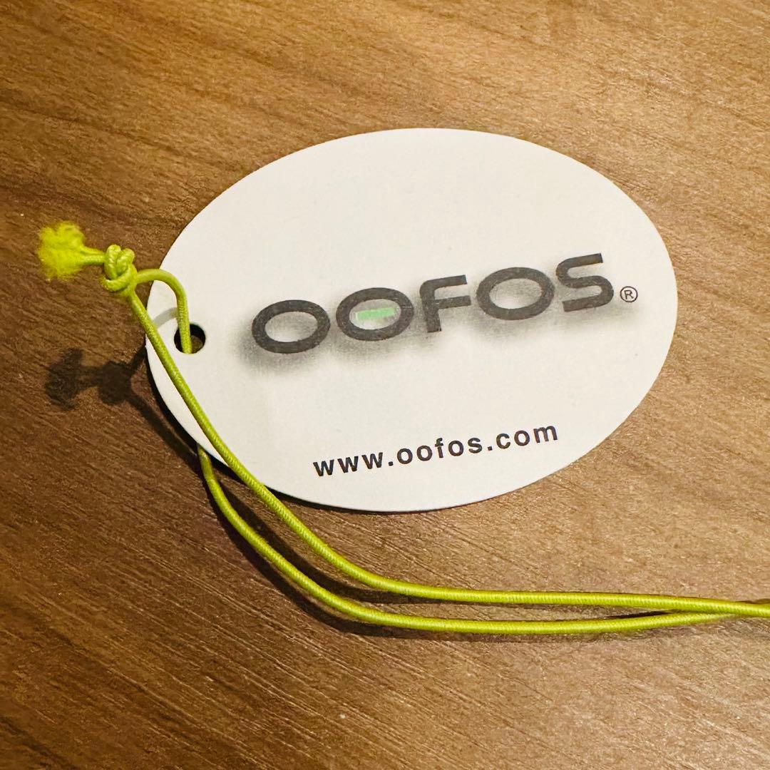 OOFOS OOyea ウーフォス ウーヤー サンダル 黒 25cm 39