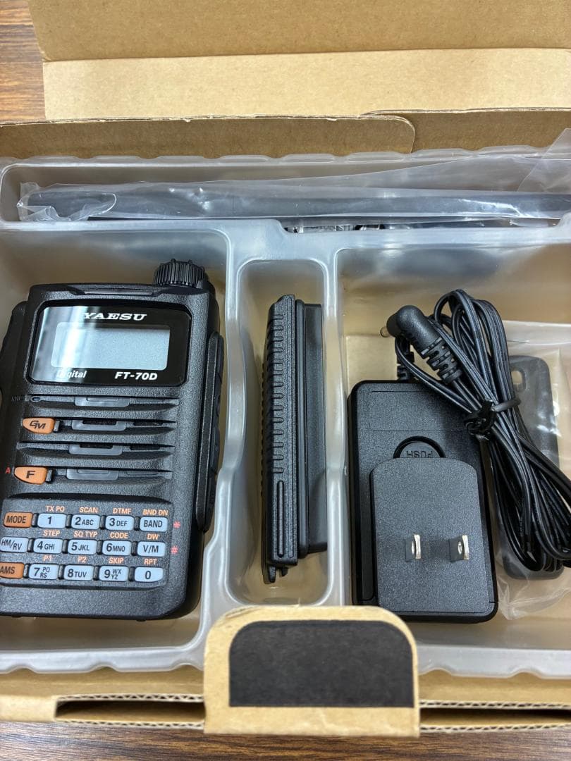 YAESU　FT-70D エアーバンドスペシャル　オプション品２点付き
