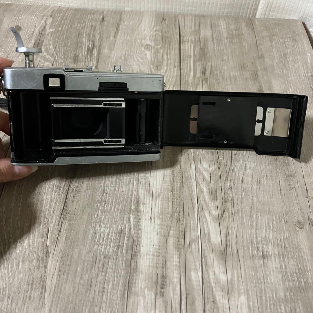 3F OLYMPUS TRIP 35 フィルムカメラ 銘玉D.Zuiko搭載