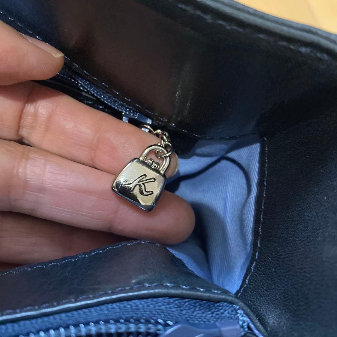 【完売品】定価55,000円新品未使用　 キタムラ　 ネイビーレザートートバッグ