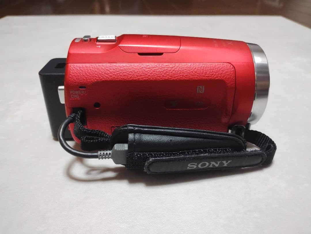 SONY ビデオカメラ　HDR-CX680 ハンディカム　レッド