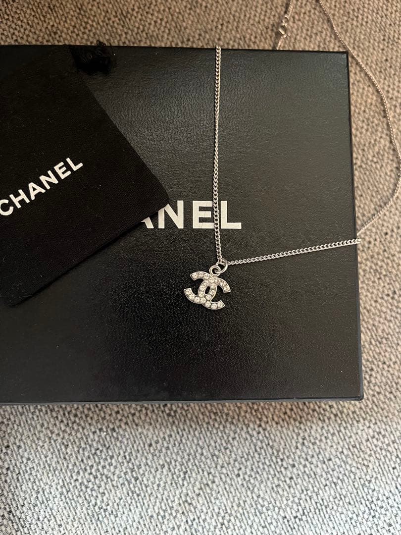 極美品　CHANEL シルバー ロゴ ネックレス　ココマーク　ストーン　正規品