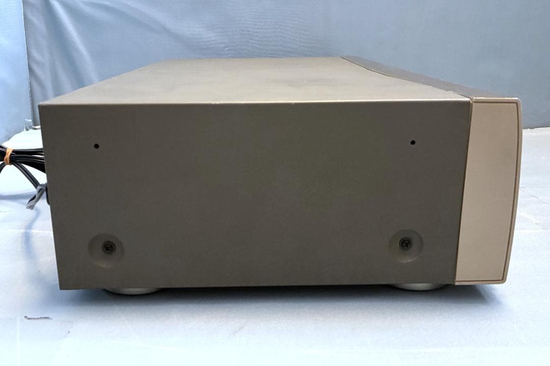 【動作OK！！】ダブルカセットデッキ　TEAC　W-860R　ゴールド