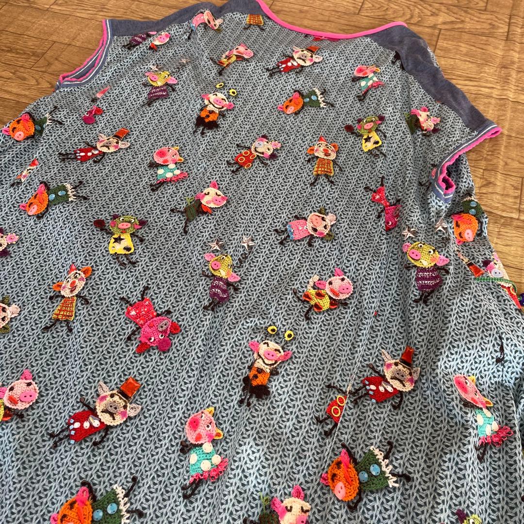 アルベロベロ　カラフルキャラクター刺繍 半袖チュニック