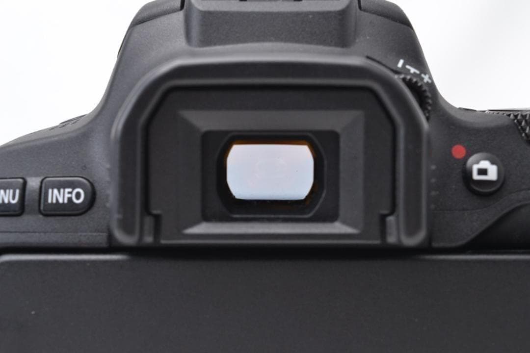 ■ 美品　S数753回 ■ キャノン　Canon Kiss X9 レンズキット