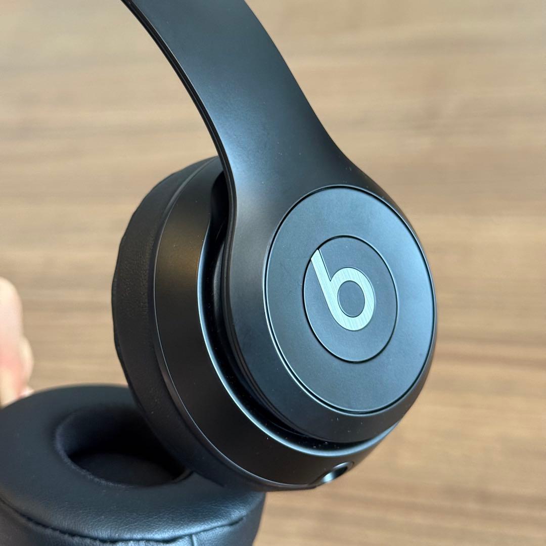 【極美品】Beats Solo4 マットブラック ワイヤレスヘッドホン