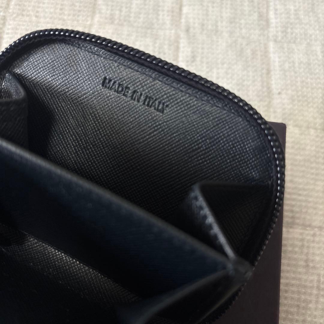 PRADA ケース　サフィアーノレザー　財布　コンパクトサイズ　ネイビー