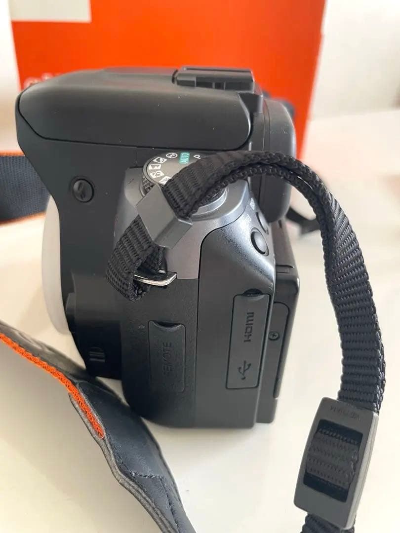 SONY α550 デジタル一眼レフカメラセット（SDカード付き）