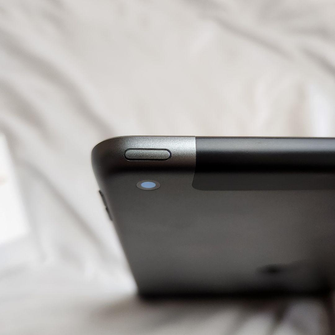 Apple iPad 第7世代 バッテリー容量100% SIM フリー