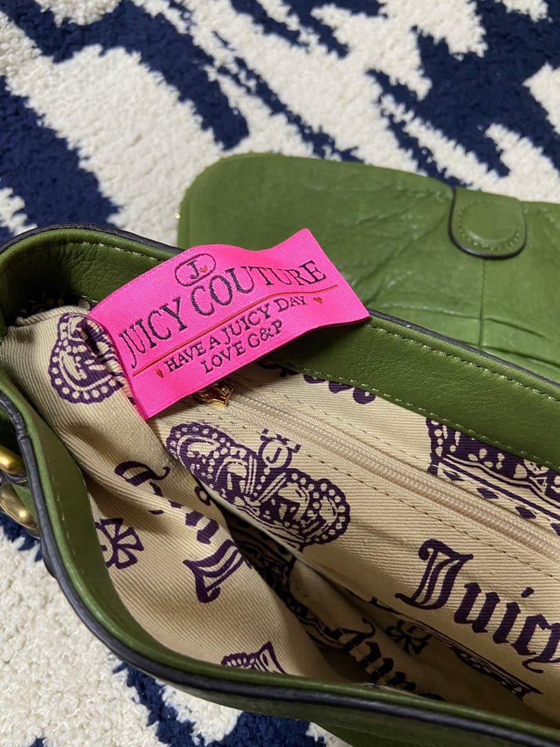 未使用JuicyCoutureジューシークチュール★クラッチバッグ★チャーム付