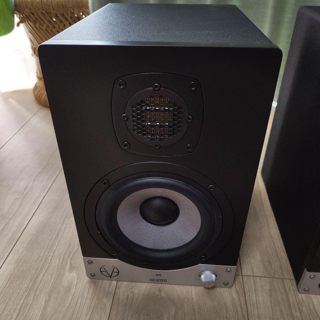 EVE AUDIO SC205 スタジオモニタースピーカー（ペア）