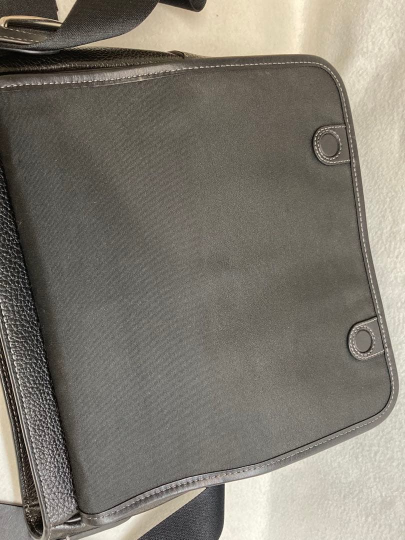 ✨良品✨COACH ブラックレザー ショルダーバッグ※訳あり★