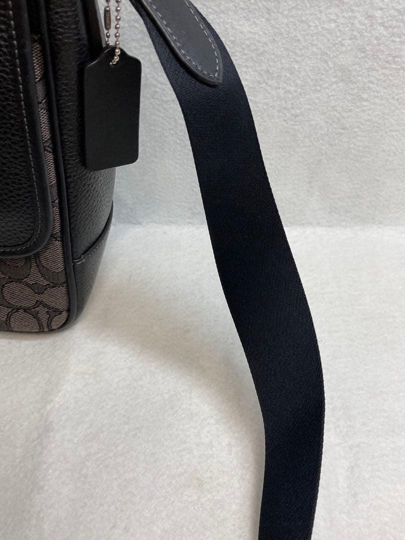 ✨良品✨COACH ブラックレザー ショルダーバッグ※訳あり★