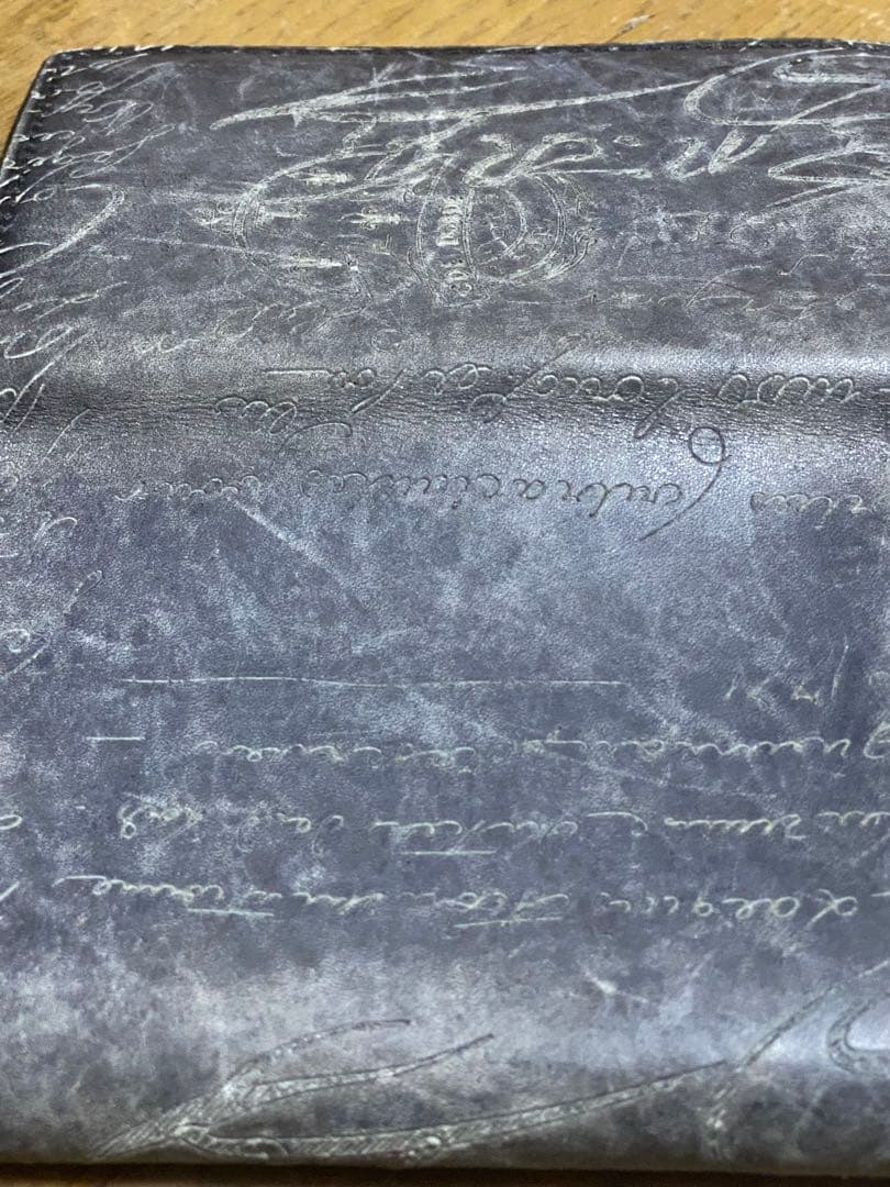 ベルルッティ　名刺入れ