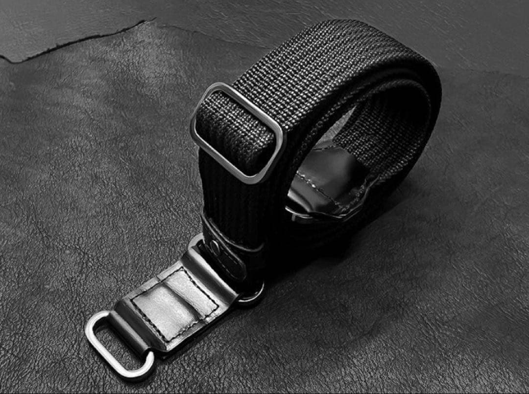 DAYSART 本革弓張月 ショルダーバッグ キルティング ボディバッグ