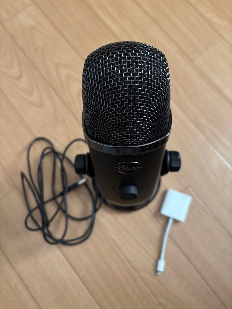 黒猫みんとです　　Blue Yeti X BM600X おまけ付き