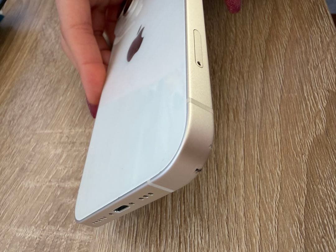 Apple iPhone 14 スターライト(ホワイト系) 本体 128GB