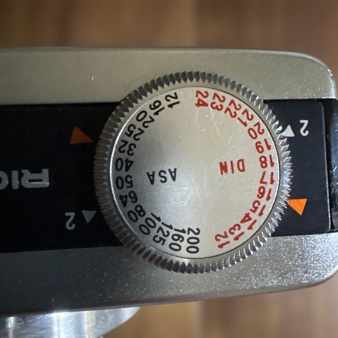 昭和40年代アンティーク　RICOH カメラ