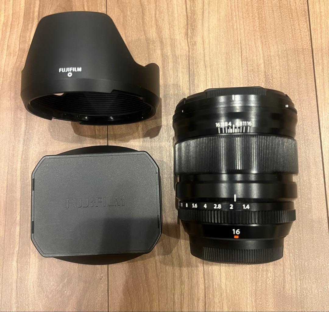 XF16mmF1.4 R WR レンズ(専用純正金属角フード付き)