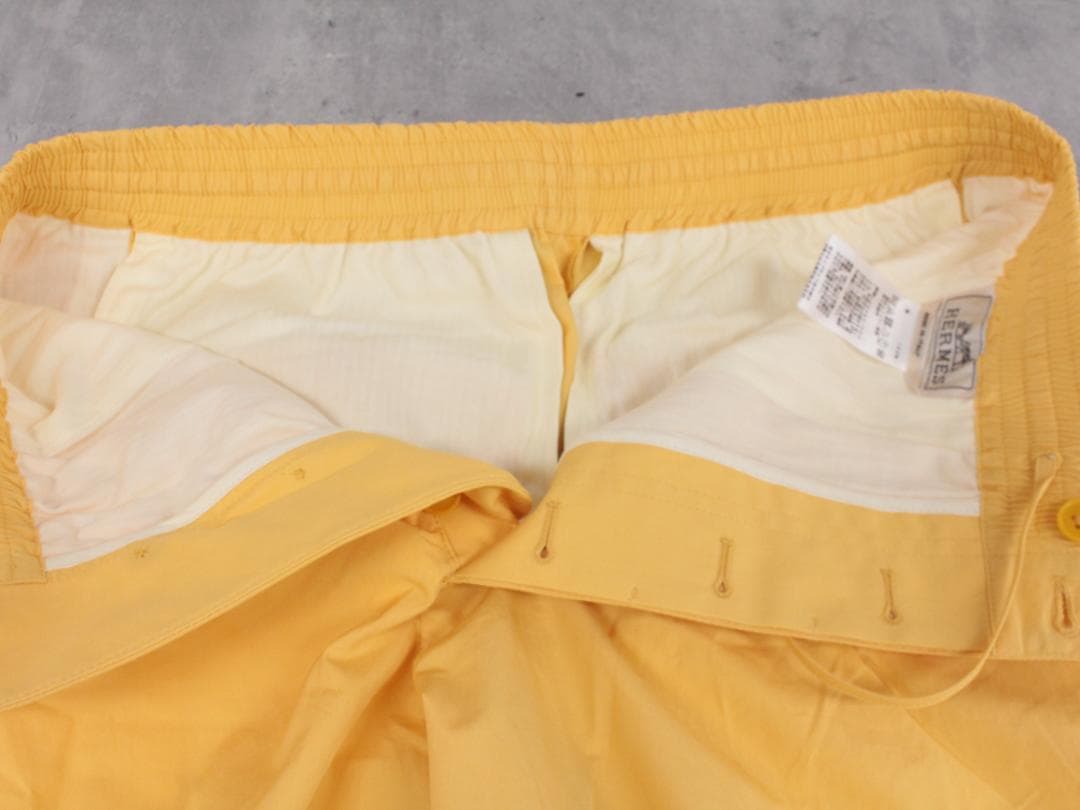 ▲HERMESエルメス ショートパンツ ボタンホック コットン イエロー