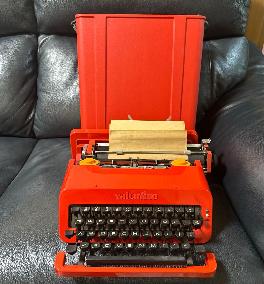 Olivetti オリベッティValentineタイプライター 赤バケツ　現状品