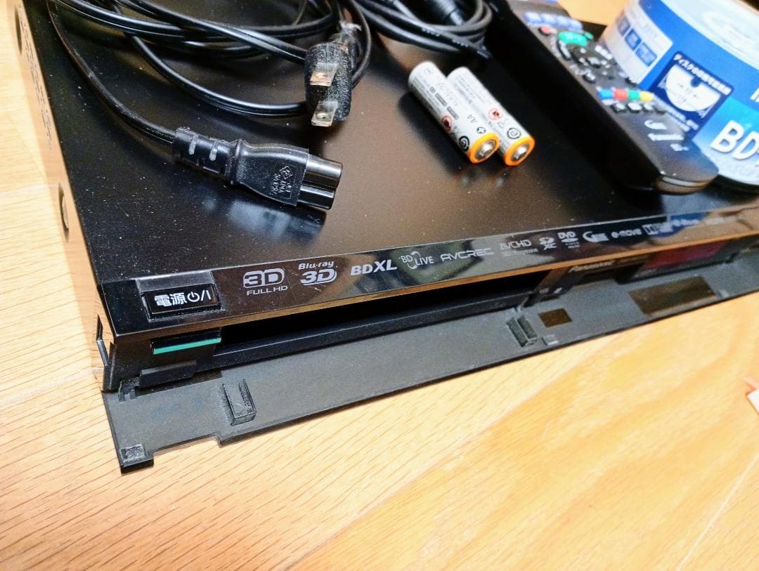 【ゆう】ブルーレイHDDレコーダー 1TB=不具合あり + BD-R25枚