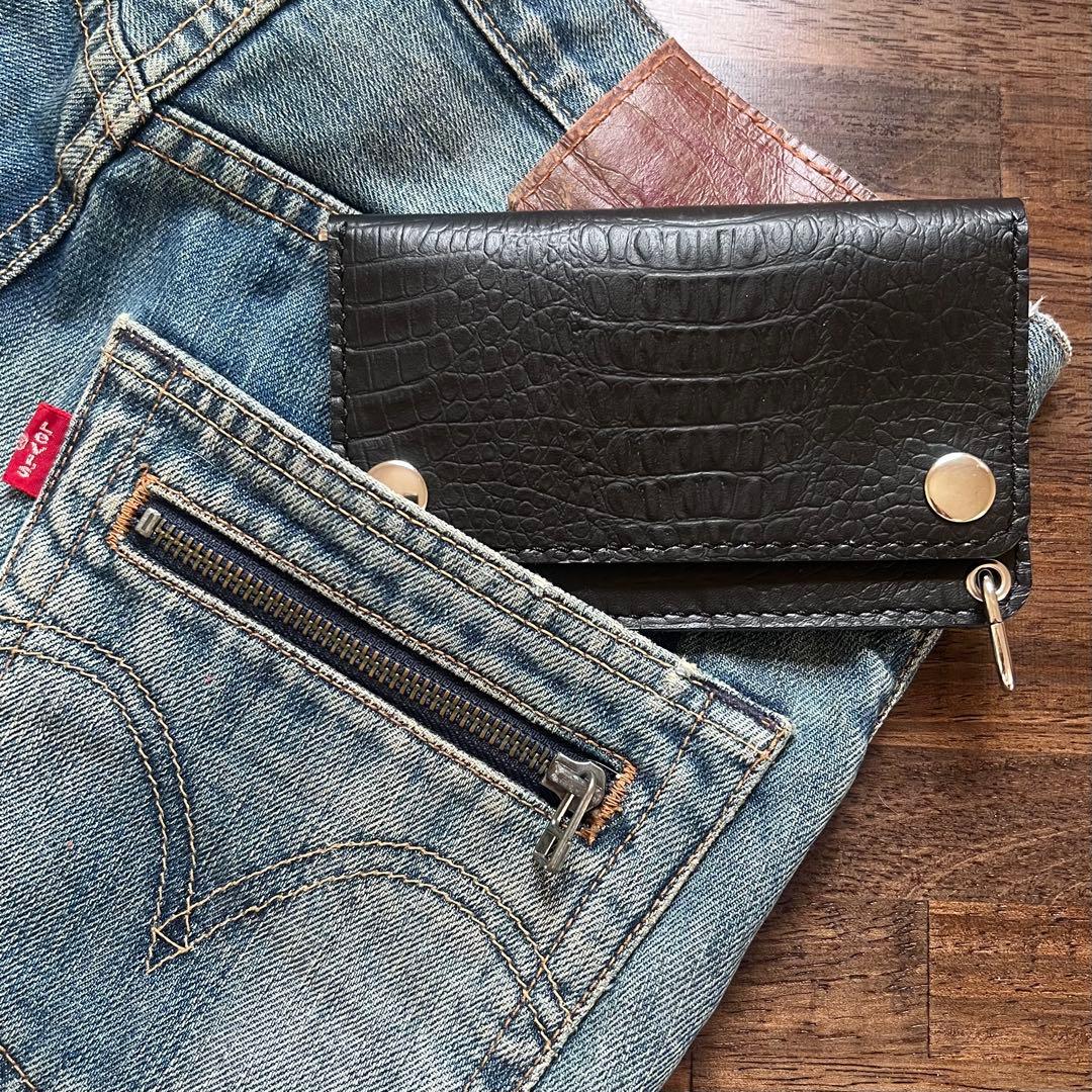 姫路レザー トラッカーウォレットミドル 黒 クロコ型押し 『紙幣折らずに収納可』