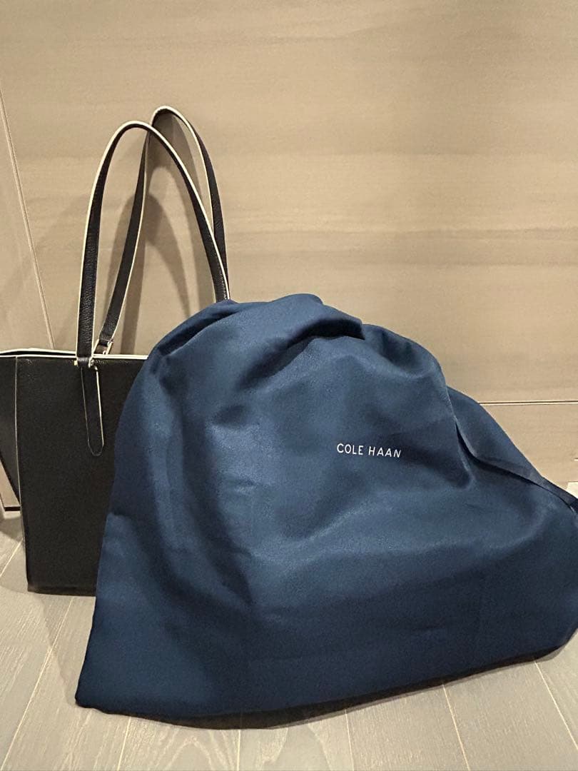 【超美品】コールハーン本革トートバッグ A4サイズ対応