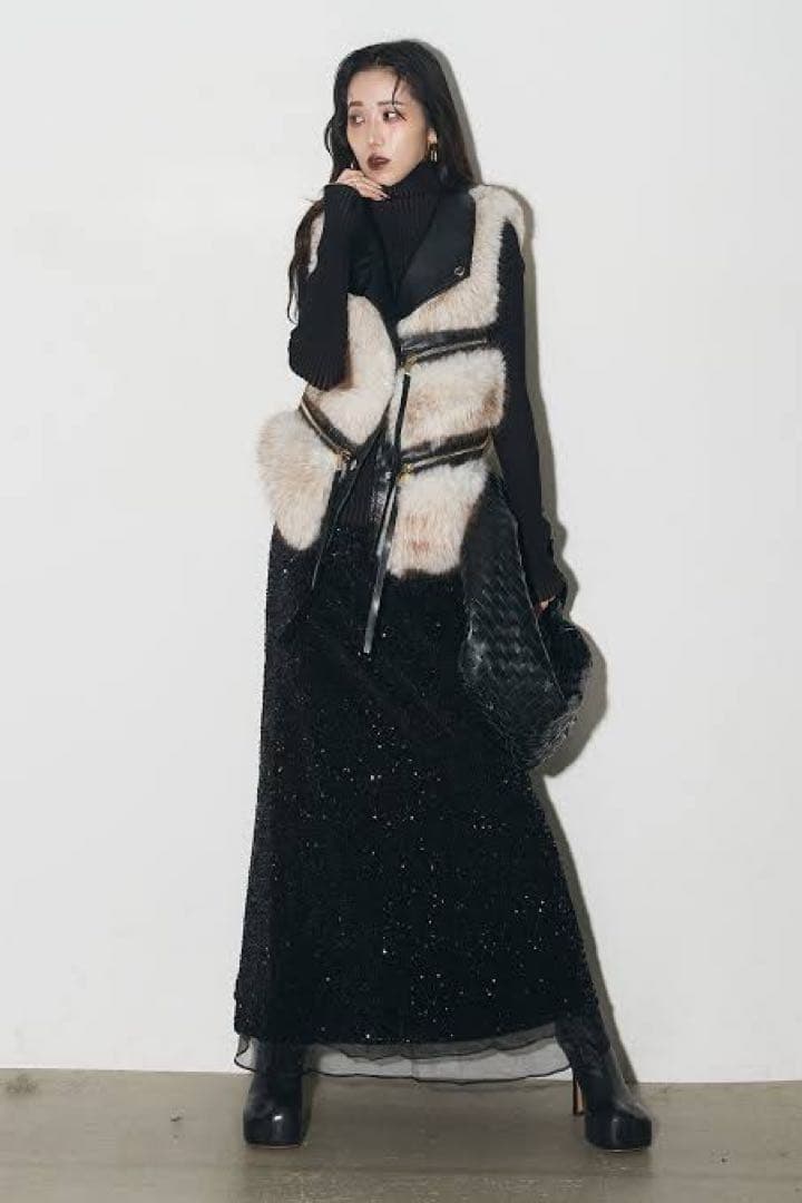 新品　タグ付き　ANDREA&Co. フェイクファーライダースベスト