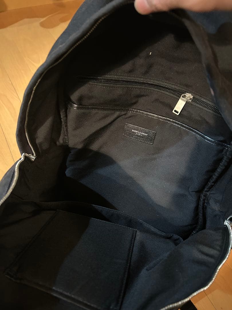 SAINT LAURENT ブラックスタッズリュック