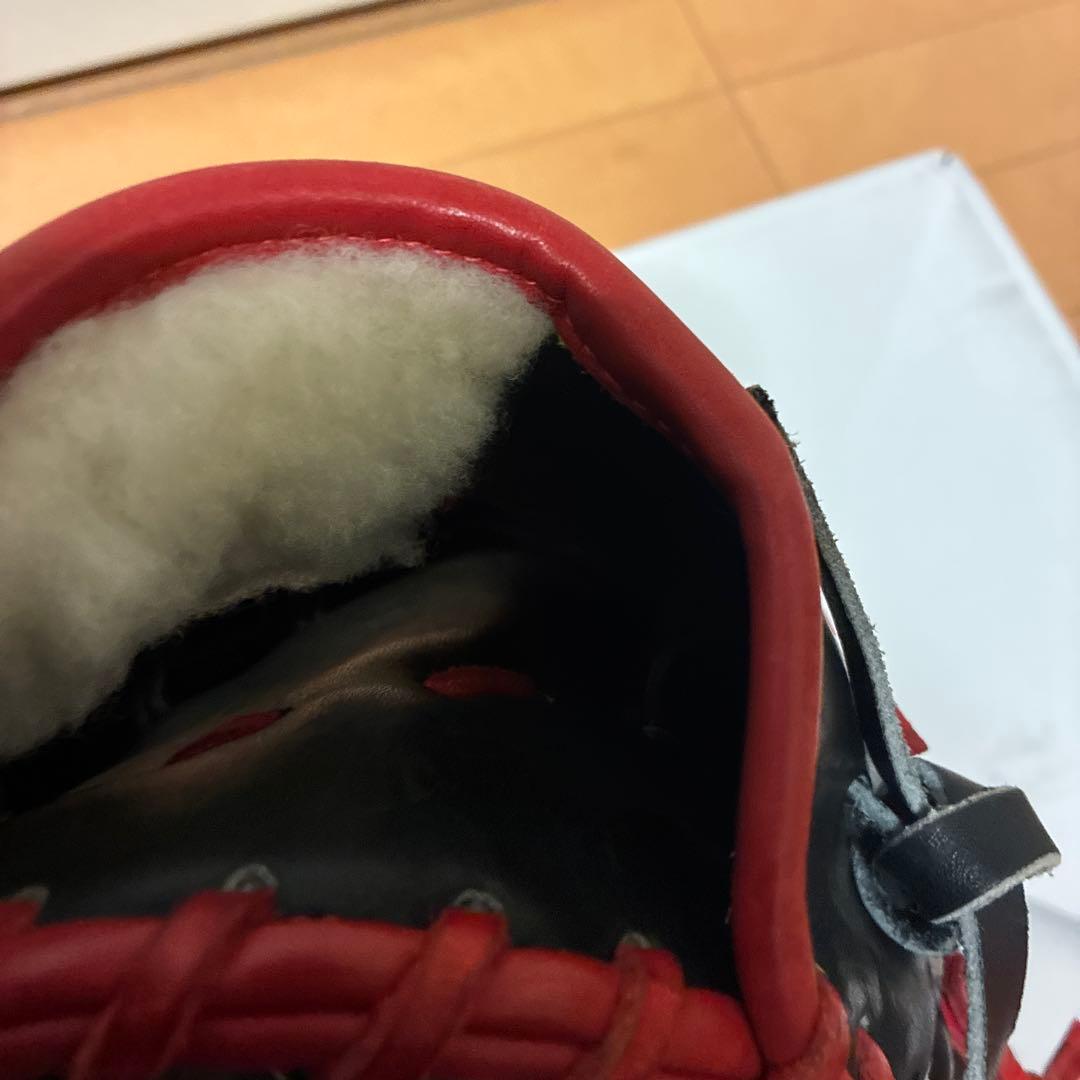 軟式用ミズノプロ　ライリー型 サイズ11黒/赤