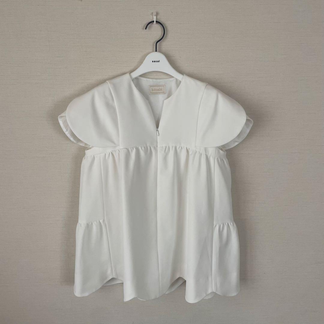 bitnabi ビンナビ　美人トップス ペタルスリーブ（ホワイト）　授乳服