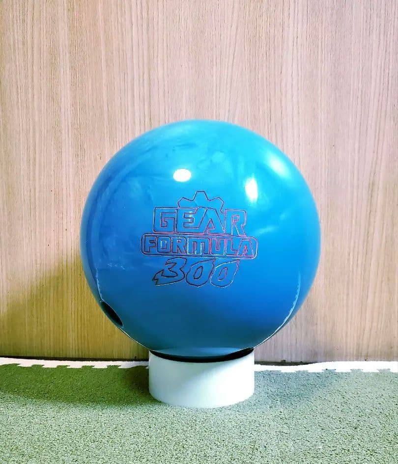 900global ギアフォーミュラ ボウリングボール 美品