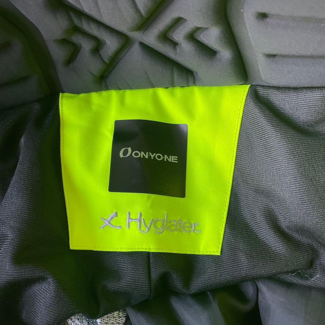 オンヨネ スキーウェア 上下Ｌ　サロモンワッペン付き