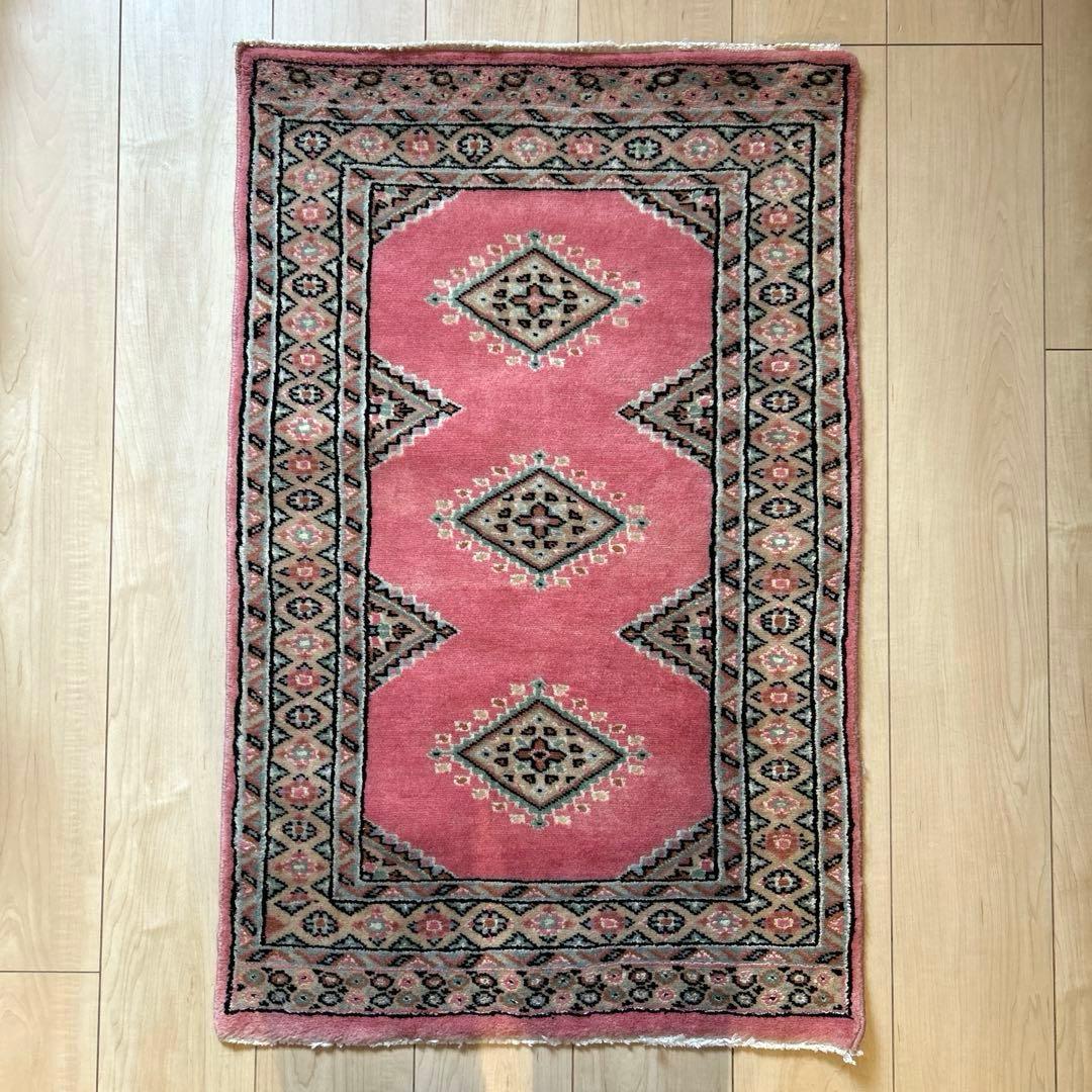 トルクメン 手織り ヴィンテージラグ 61cm x 97cm