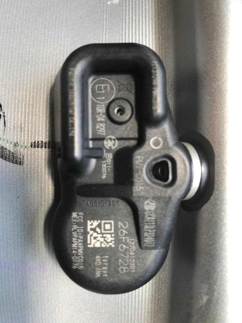 のり様用(c)レクサスLX570純正 18インチホイール 空気圧センサー付１本