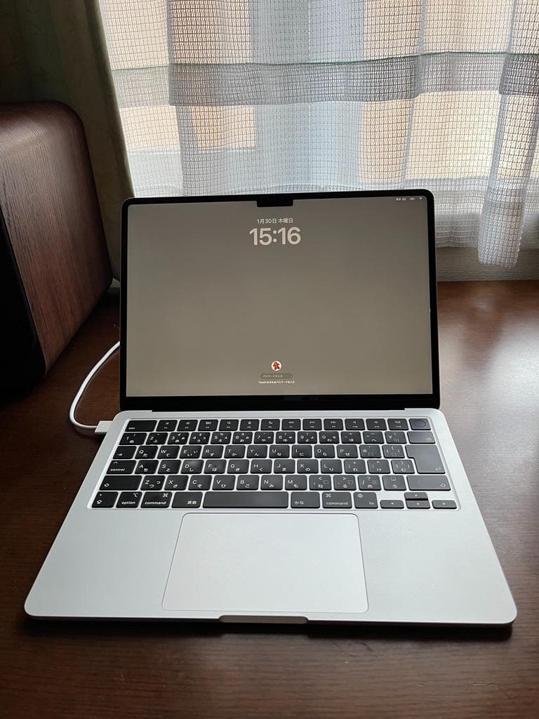 MacBook Air M2 13.6インチ 8GB / 256GB シルバー