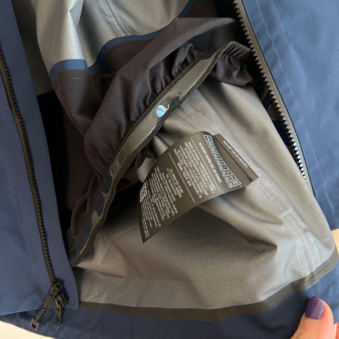 極美品 22-23 BURTON ak Japan Guide ジャケット L