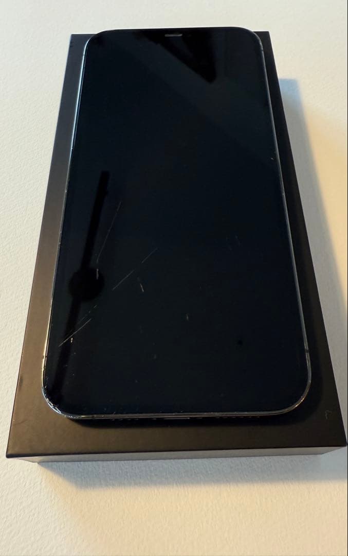 iPhone12ProMax 256GB Graphite 画面傷あり 本体