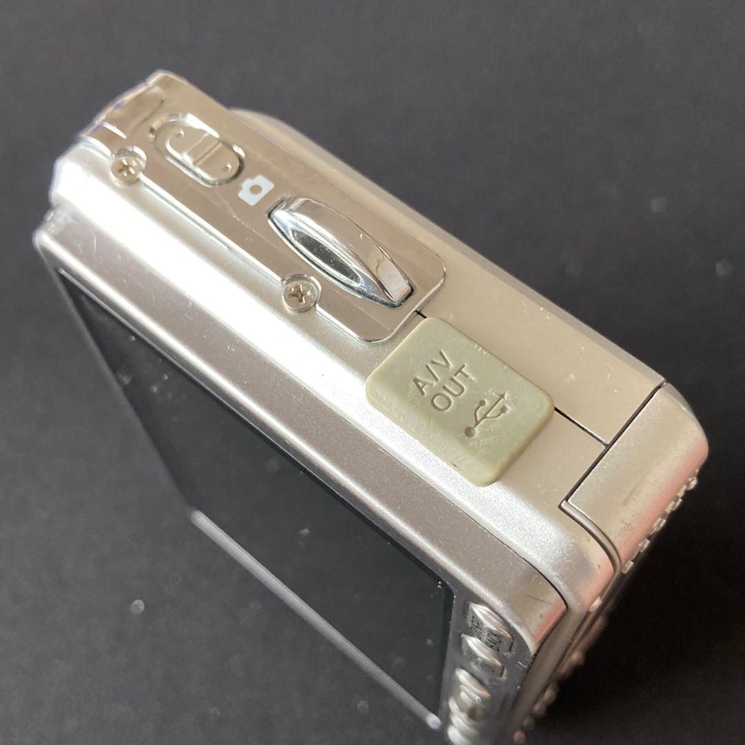 FUJIFILM FinePix V10 CCDセンサー コンデジ