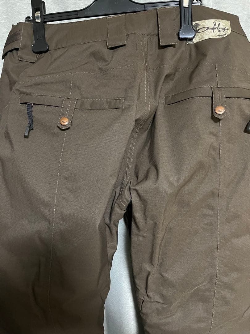 Oakley スノーボードウェア ジャケットとパンツセット