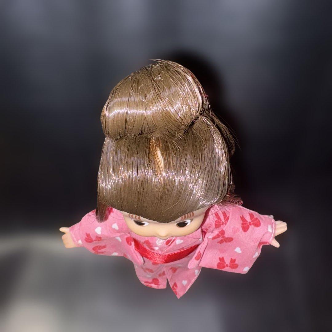 バンダイが1986年頃に発売「あんみつ姫」町人娘バージョンのソフビ人形小泉今日子