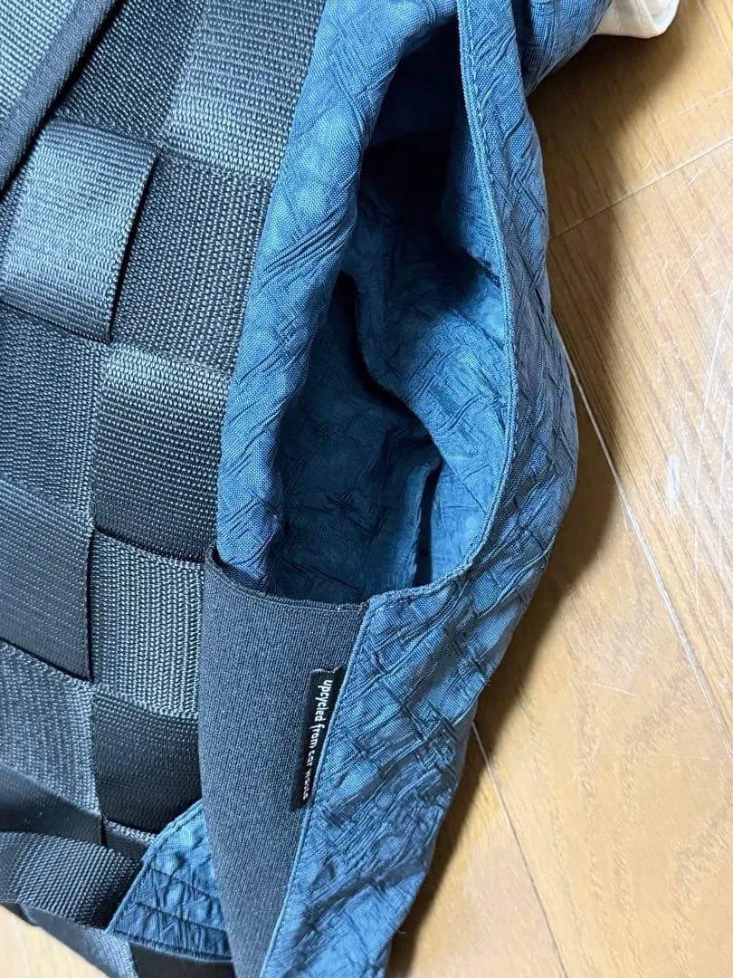 AIRPAQ (エアパック) ブルー&ホワイト バックパック