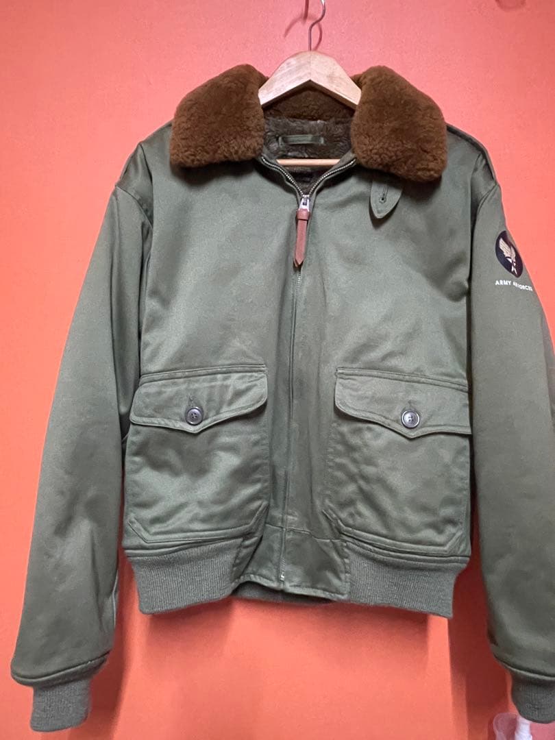 美品　フライトジャケット　B-10 サイズ42 ￼ SESSLER