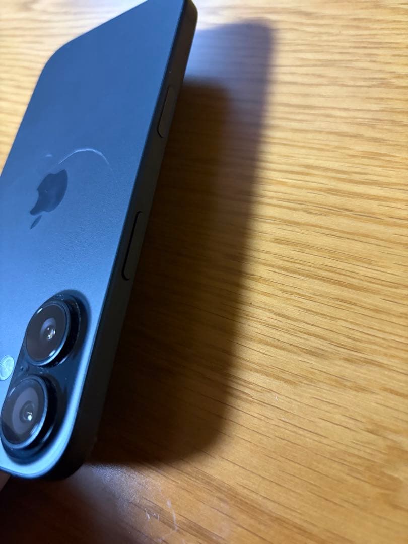 バッテリー100% iPhone16 125GB ブラック