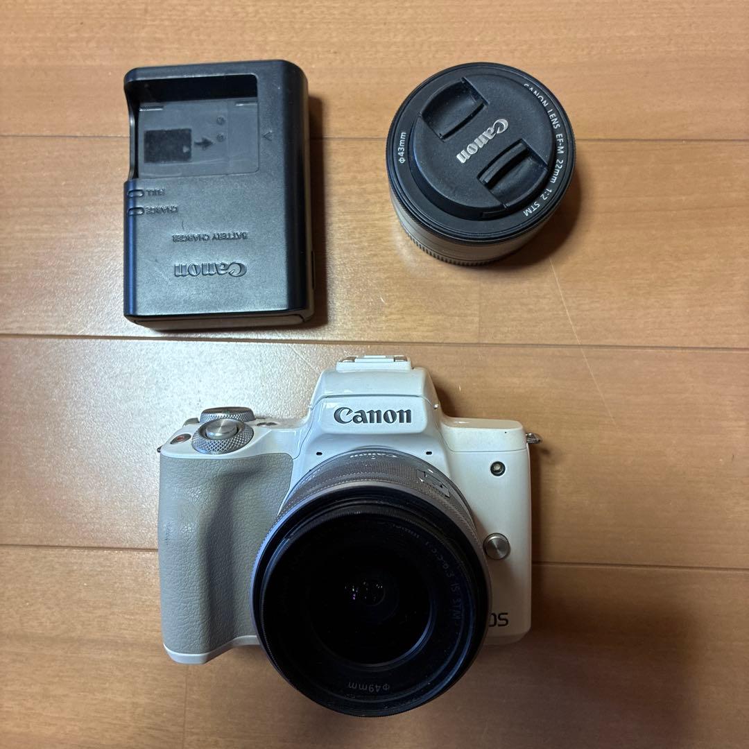ゆ*様 Canon EOS M10 ミラーレス一眼 本体とレンズ