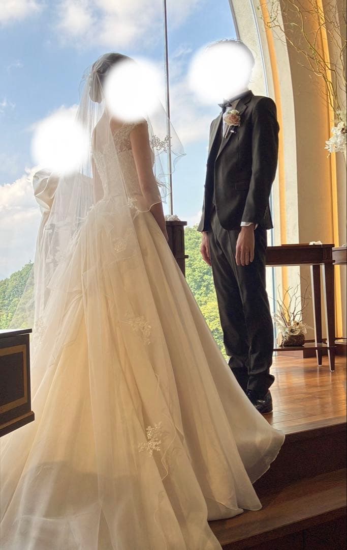 マイム　レース装飾付きロングウェディングベール